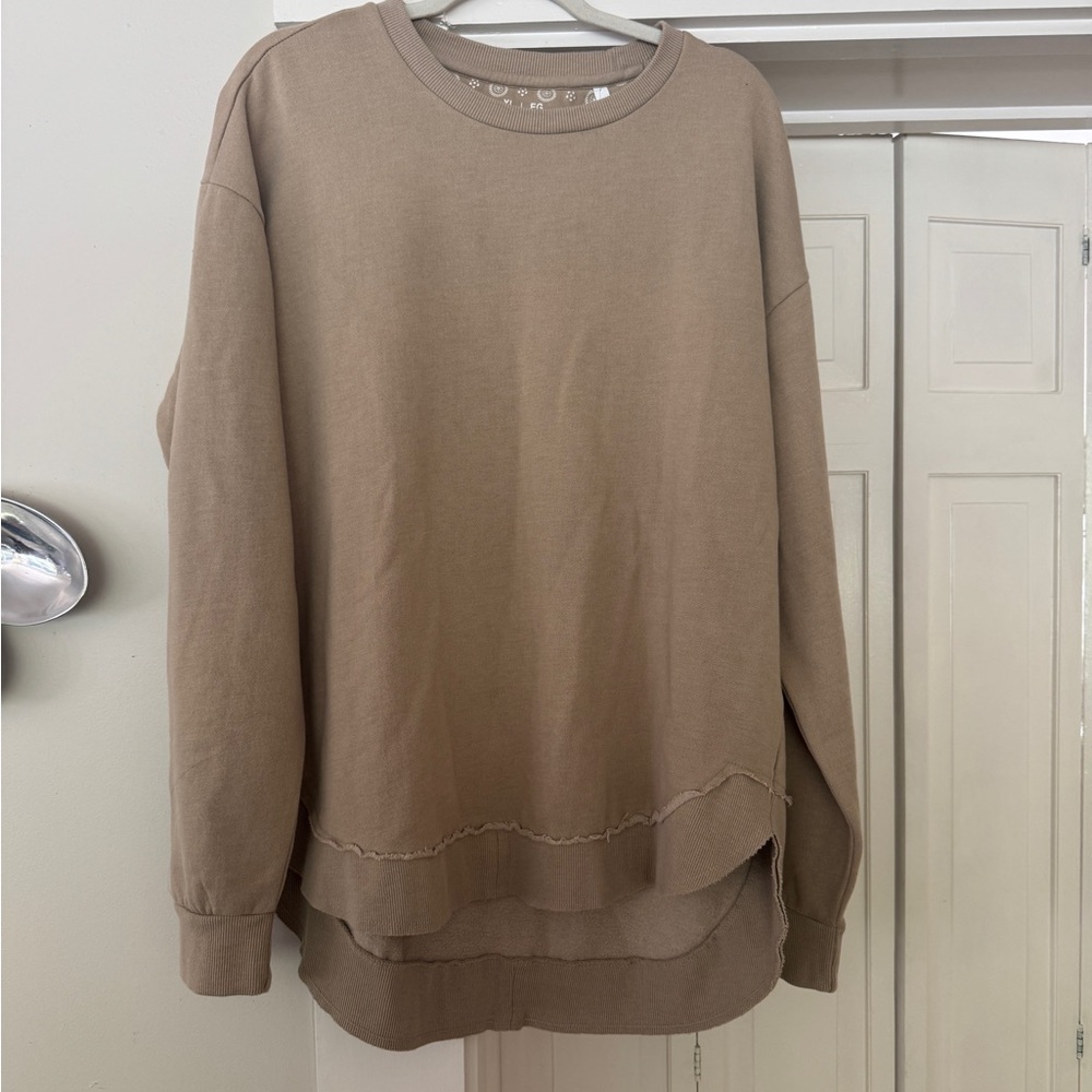 Women's Layered Hem Crewneck Sweatshirt in Taupe